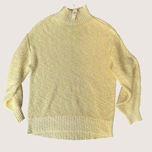 Aerie NWT Light Yellow Mock Neck Women’s Sweater